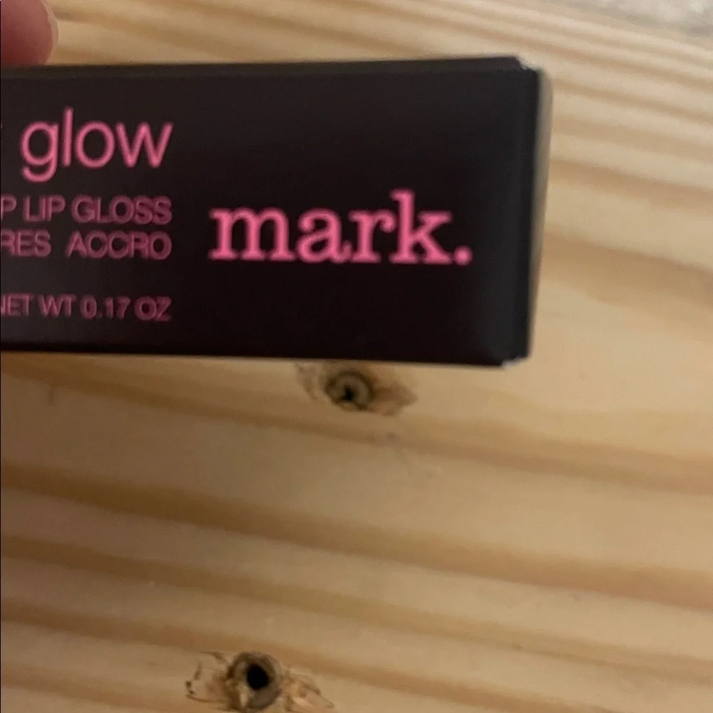 mark. Glow Baby Glow Lip Gloss - Pretty Femme